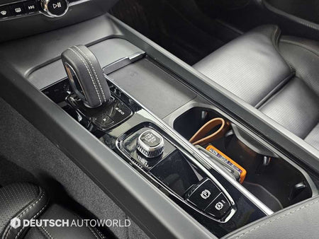 Volvo S60 — photo 09