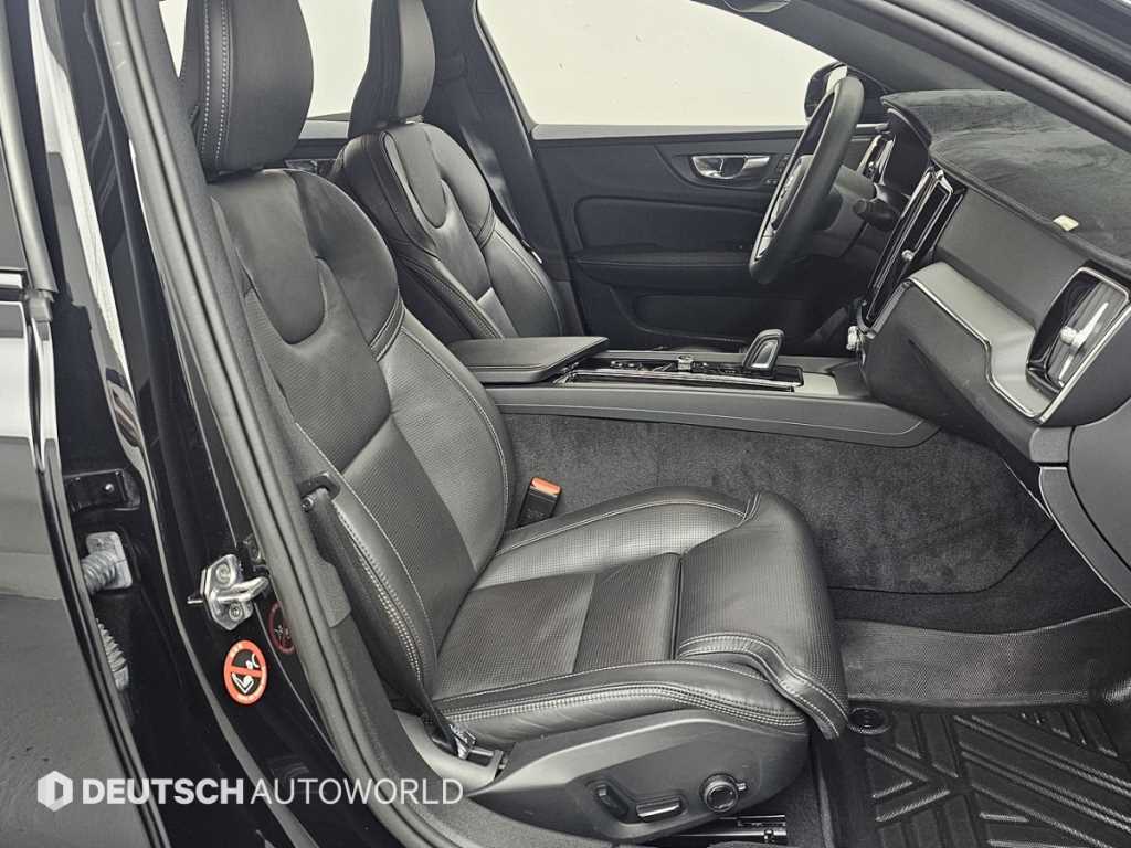 Volvo S60 — photo 10