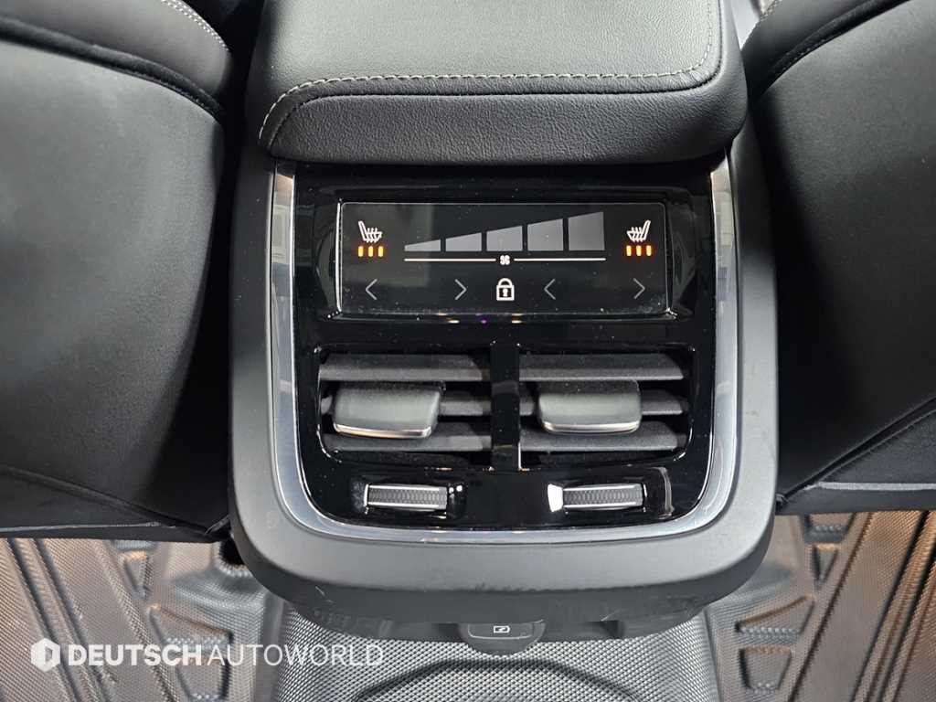 Volvo S60 — photo 16