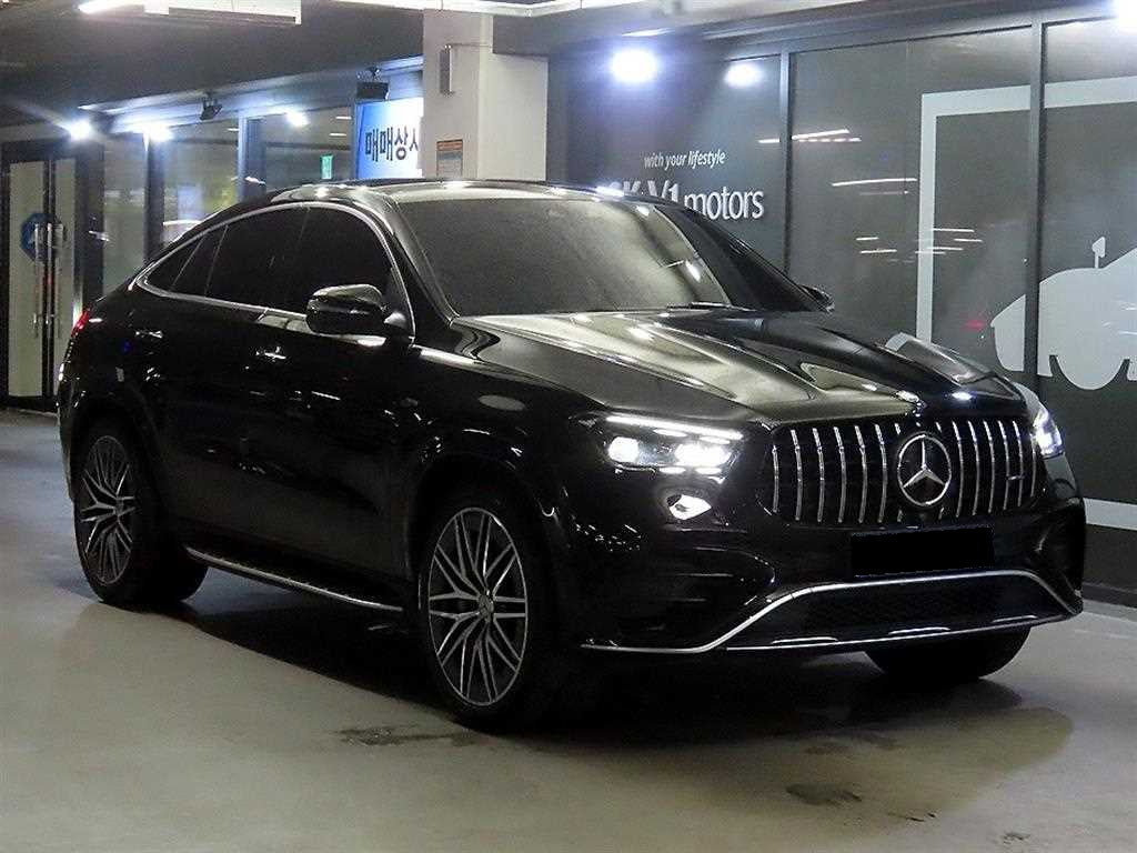 Mercedes-Benz GLE-Class — photo 01