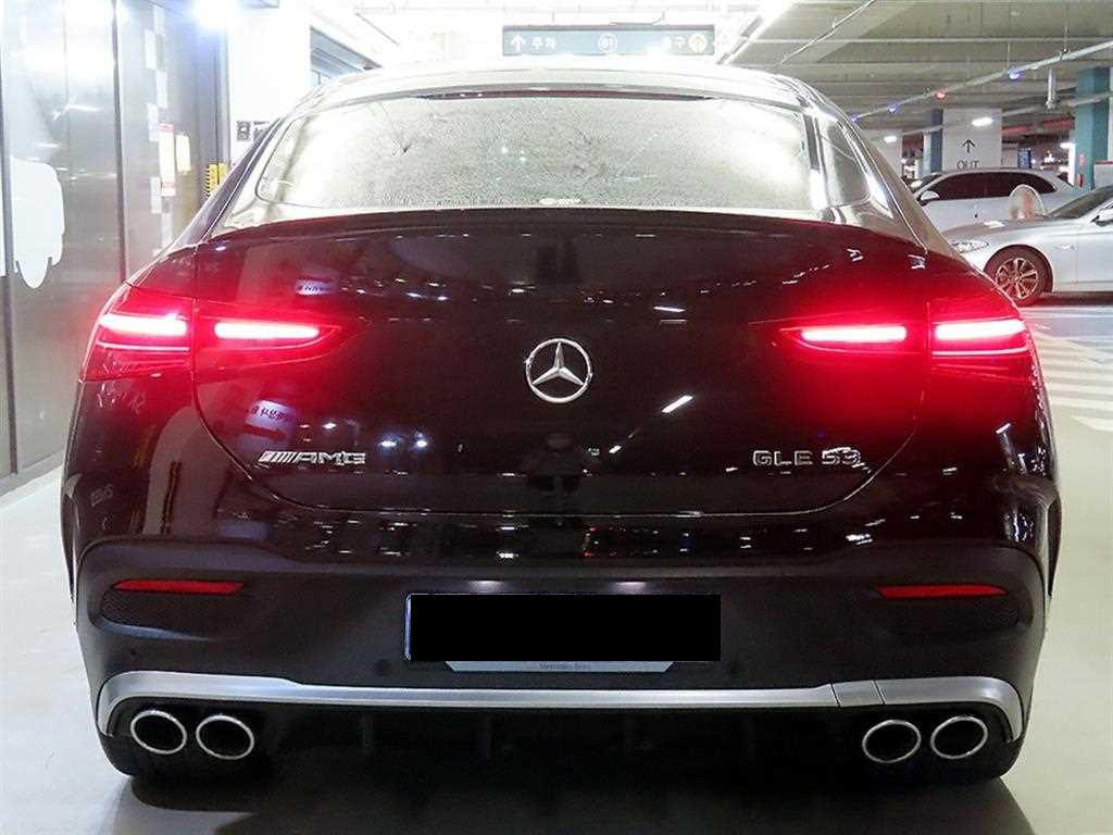 Mercedes-Benz GLE-Class — photo 05