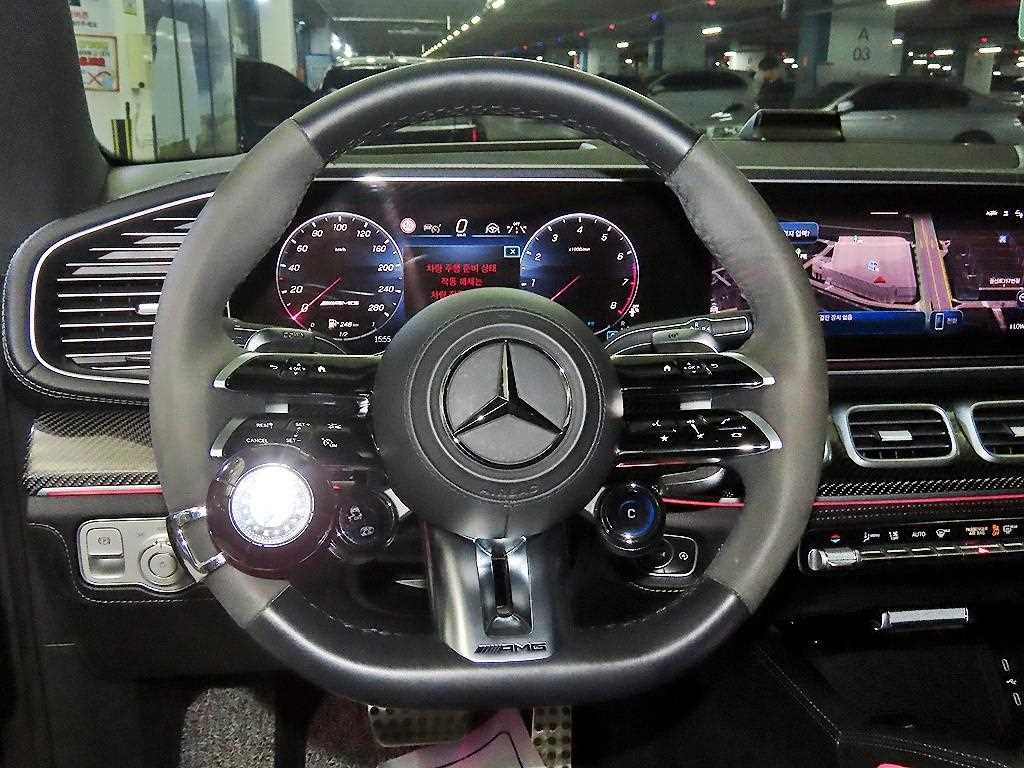 Mercedes-Benz GLE-Class — photo 08