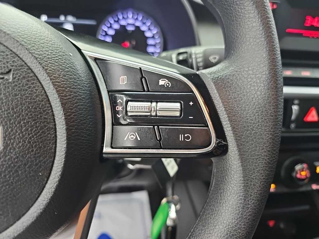 Kia K3 — photo 14