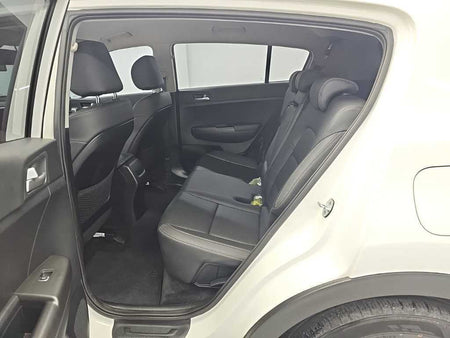 Kia Sportage — photo 12