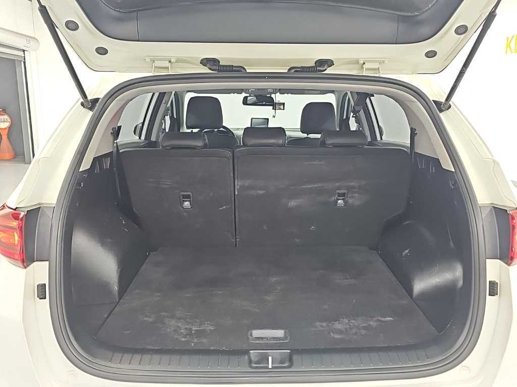 Kia Sportage — photo 17