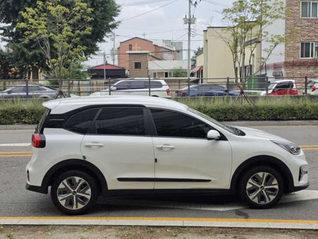 Kia Niro — photo 04
