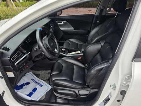 Kia Niro — photo 09