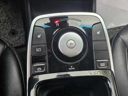 Kia Niro — photo 19