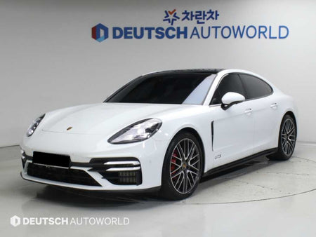Porsche Panamera — photo 01