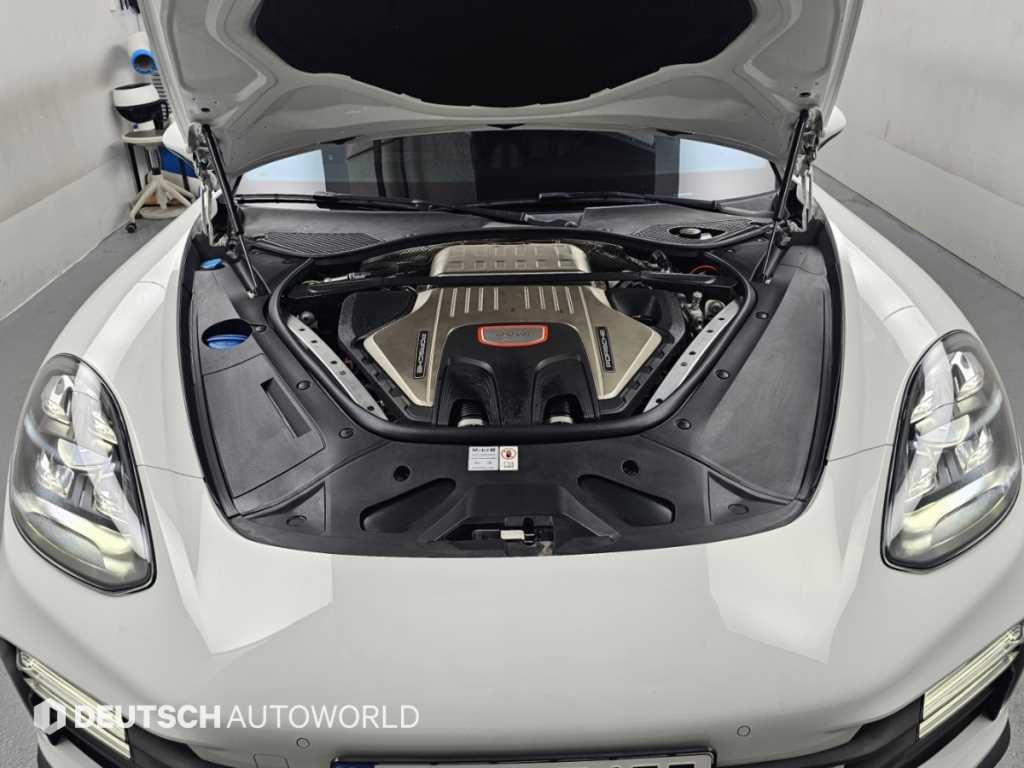 Porsche Panamera — photo 06