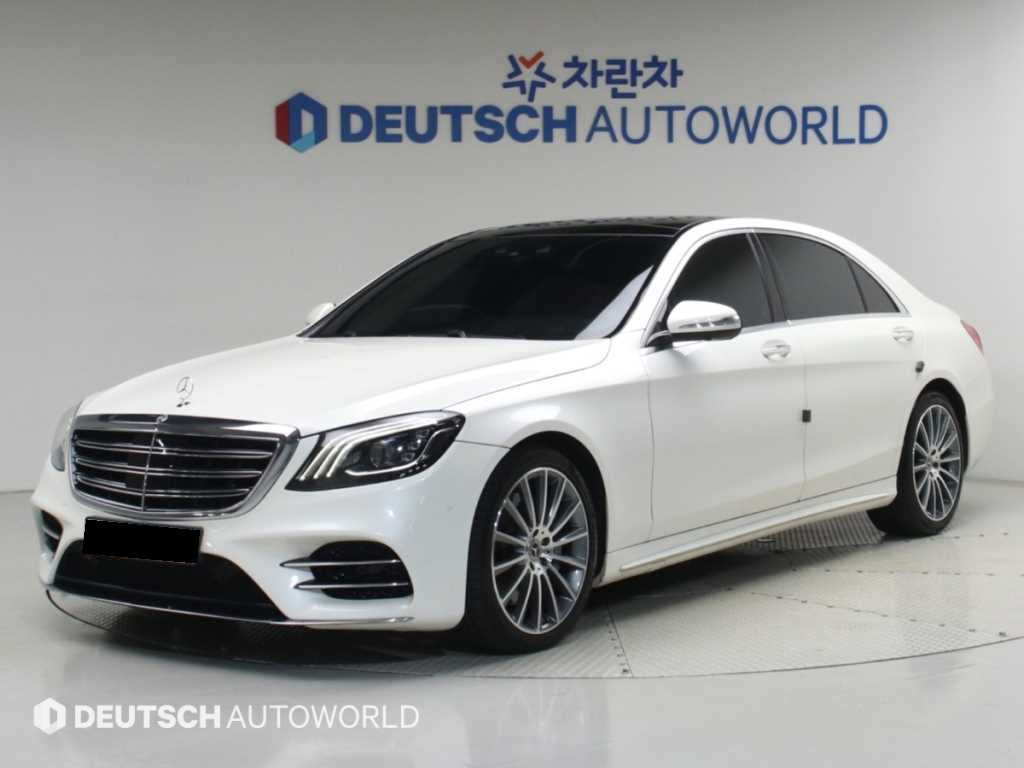 Mercedes-Benz S-Class — photo 01
