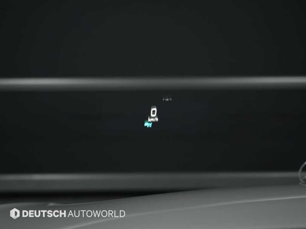 Mercedes-Benz S-Class — photo 17