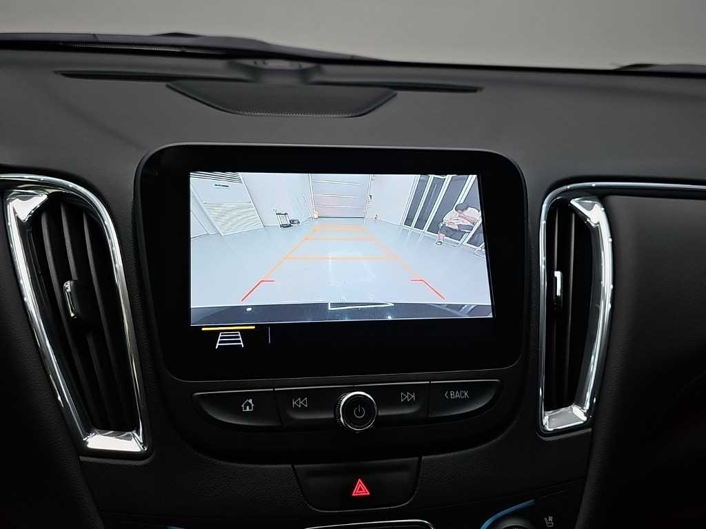 CHEVROLET Malibu — photo 16