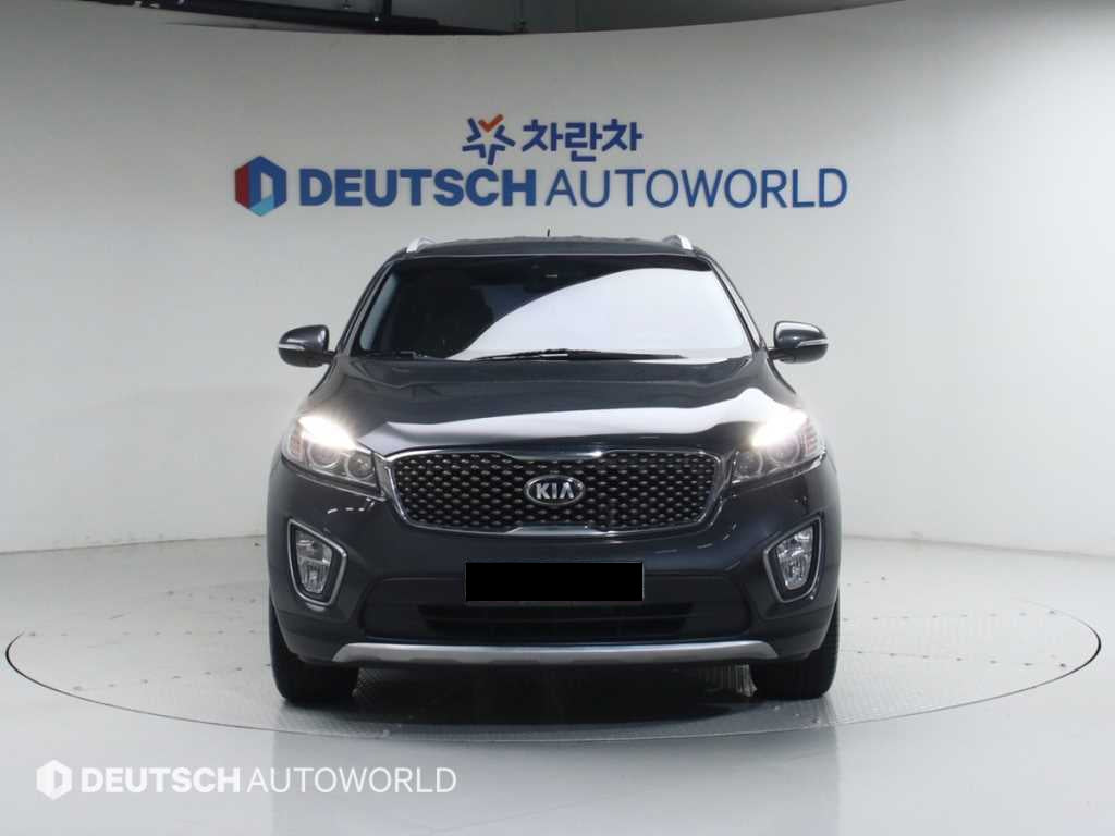Kia Sorento — photo 03
