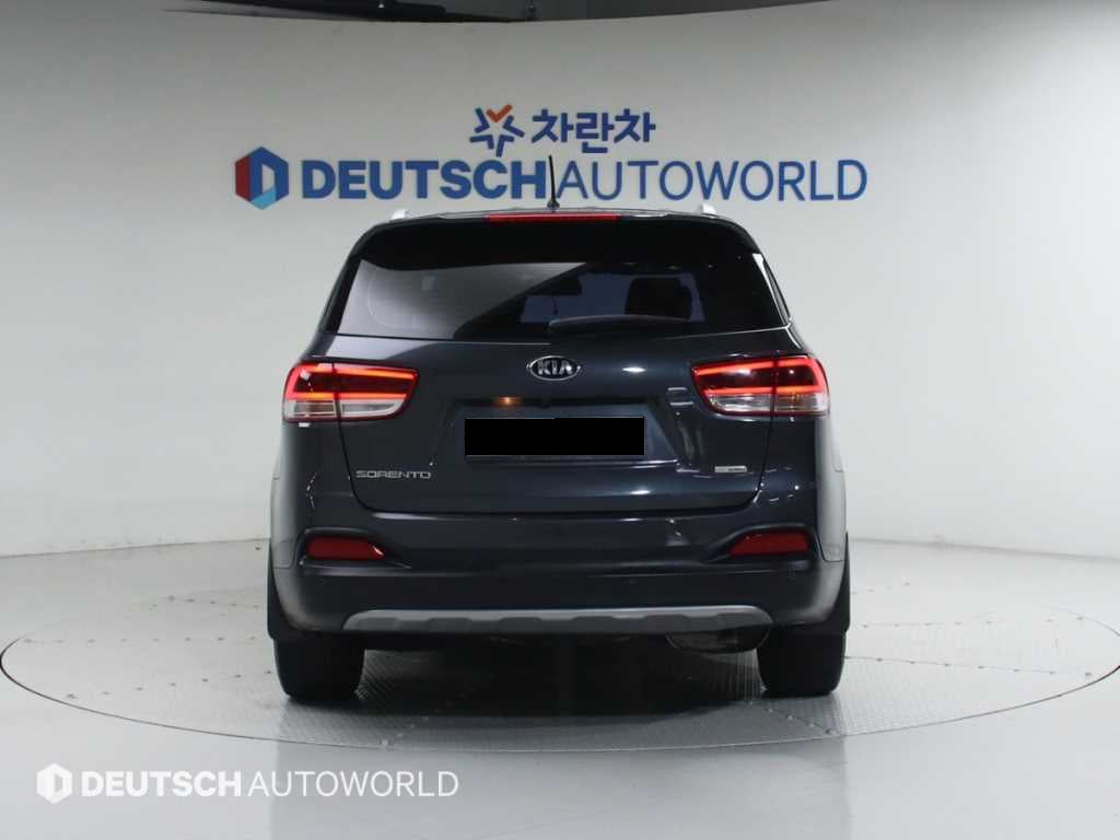 Kia Sorento — photo 04