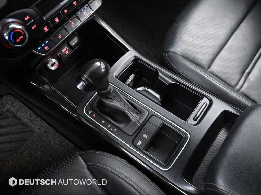 Kia Sorento — photo 09