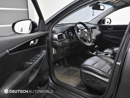 Kia Sorento — photo 11