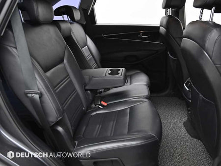 Kia Sorento — photo 12