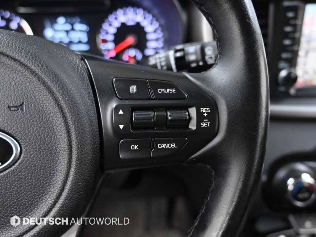 Kia Sorento — photo 17