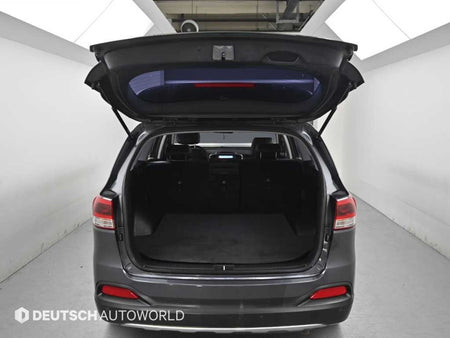 Kia Sorento — photo 19