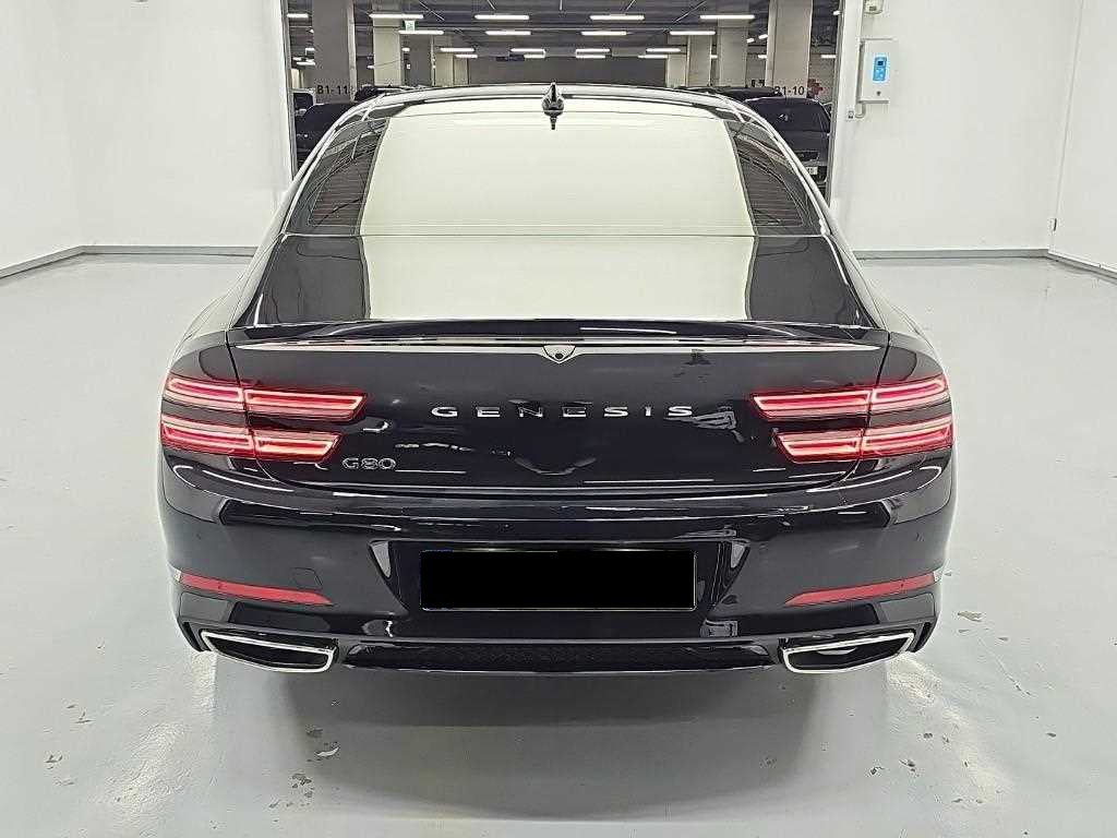 Genesis G80 — photo 04