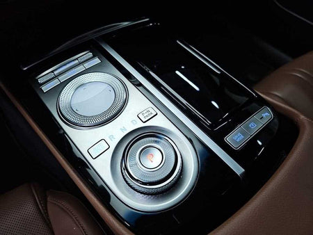 Genesis G80 — photo 08