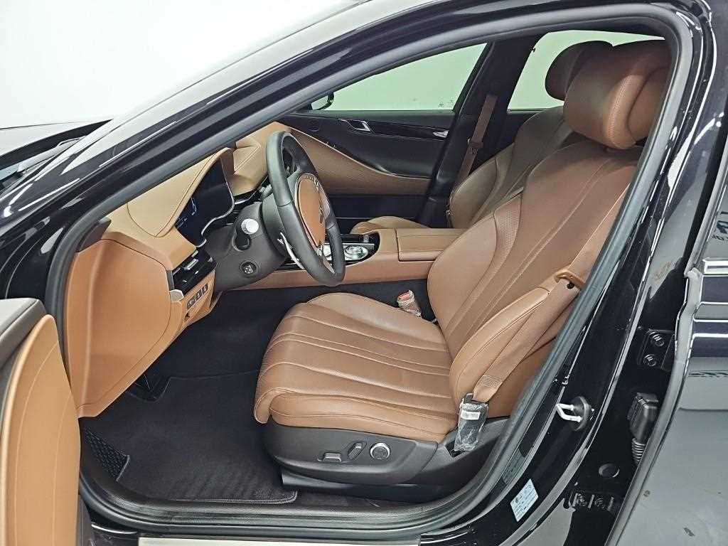 Genesis G80 — photo 11
