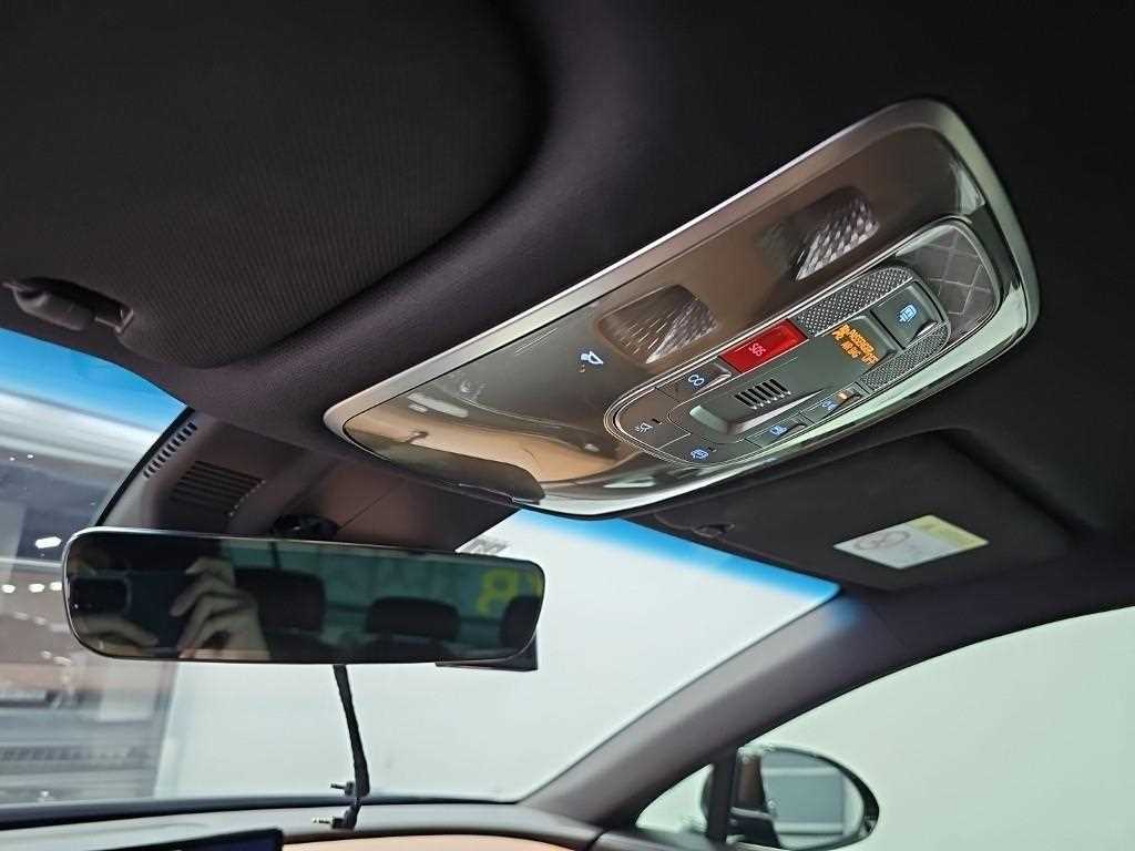 Genesis G80 — photo 17