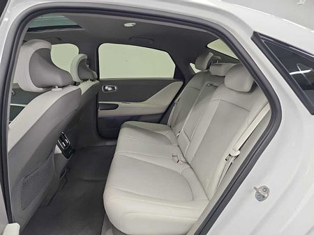 Hyundai Ioniq6 — photo 12