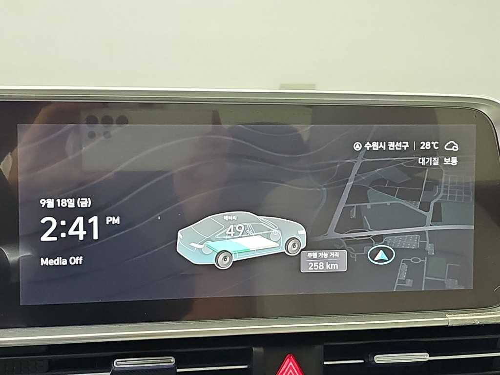 Hyundai Ioniq6 — photo 16