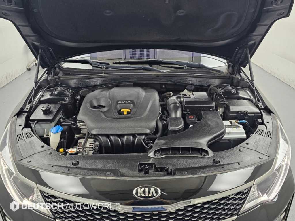 Kia K5 — photo 06