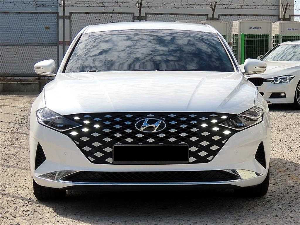 Hyundai Grandeur — photo 01
