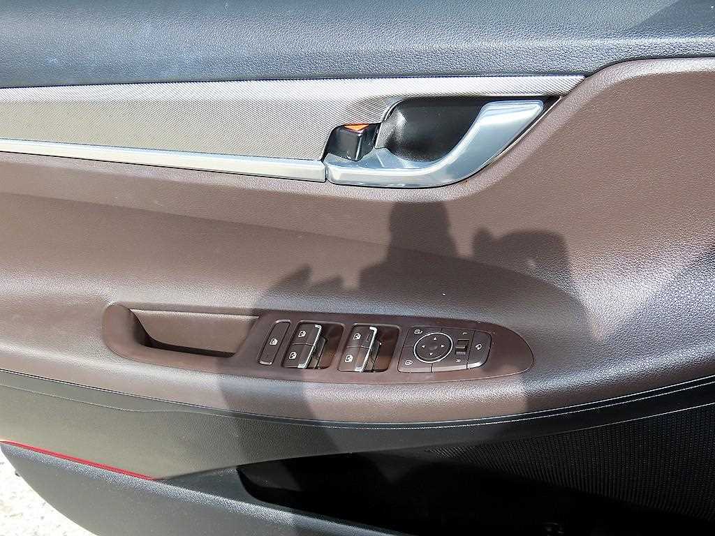 Hyundai Grandeur — photo 11