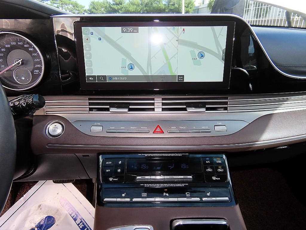 Hyundai Grandeur — photo 14