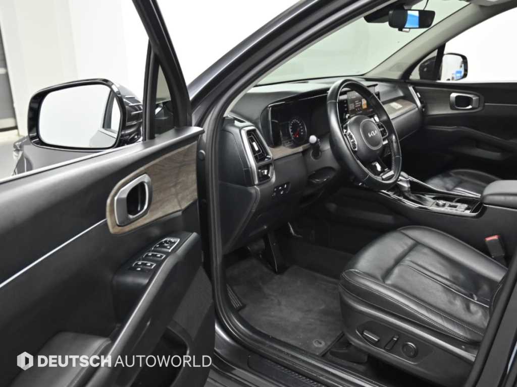 Kia Sorento — photo 11
