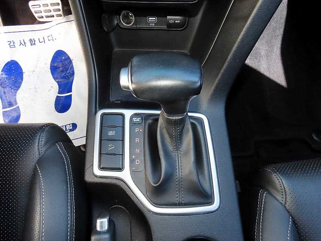 Kia Sportage — photo 10