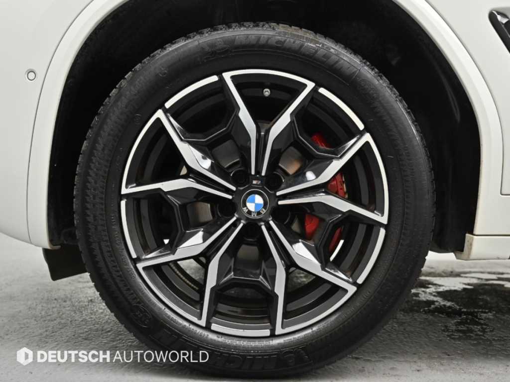 BMW X3 — photo 05