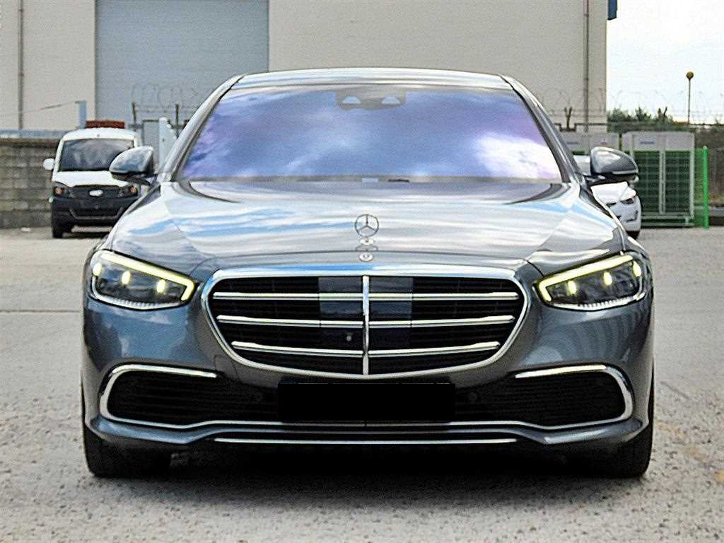 Mercedes-Benz S-Class — photo 01