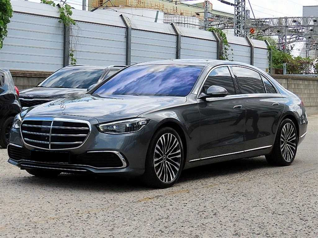 Mercedes-Benz S-Class — photo 02