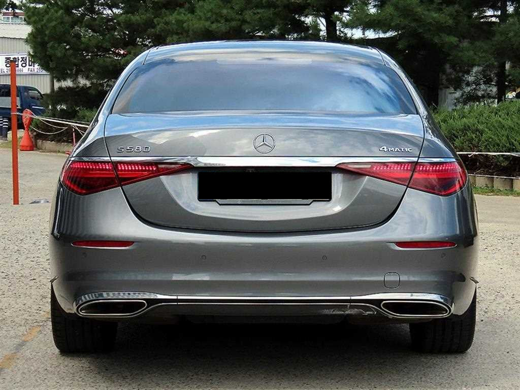 Mercedes-Benz S-Class — photo 04