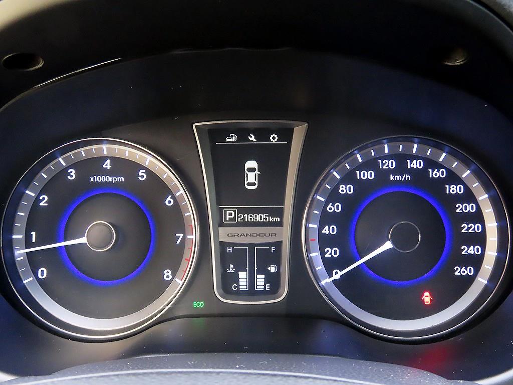 Hyundai Grandeur — photo 09