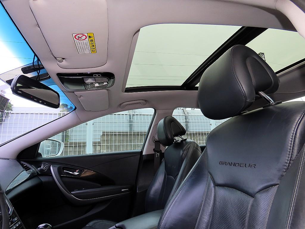 Hyundai Grandeur — photo 18