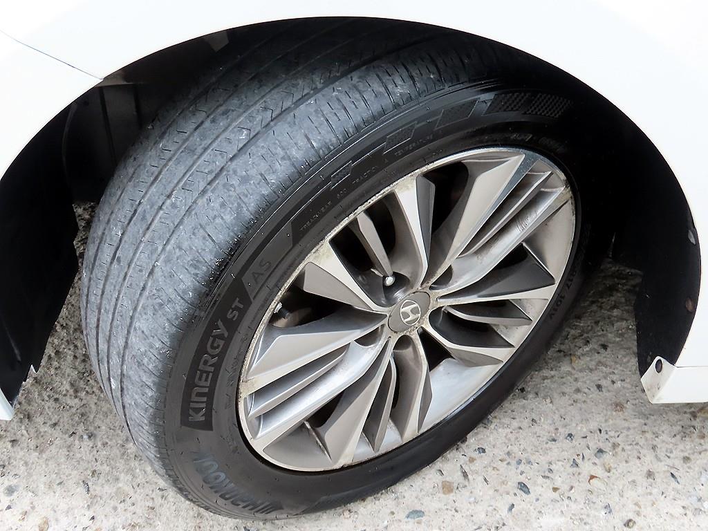 Hyundai Grandeur — photo 20