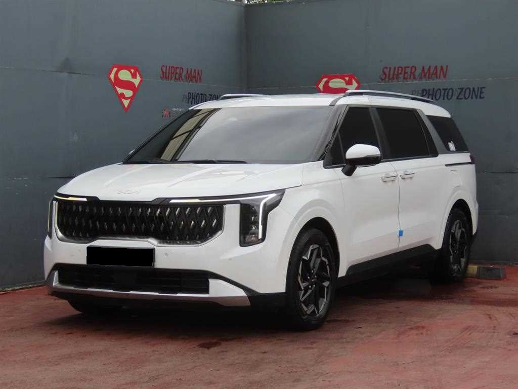 Kia Carnival — photo 01