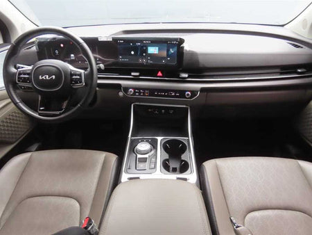Kia Carnival — photo 08