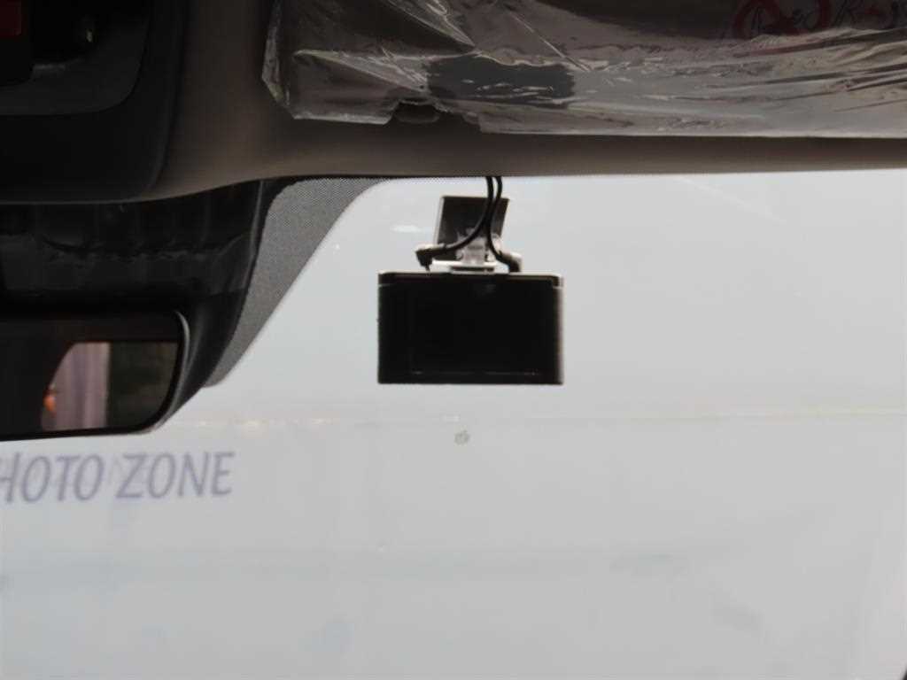Kia Carnival — photo 18