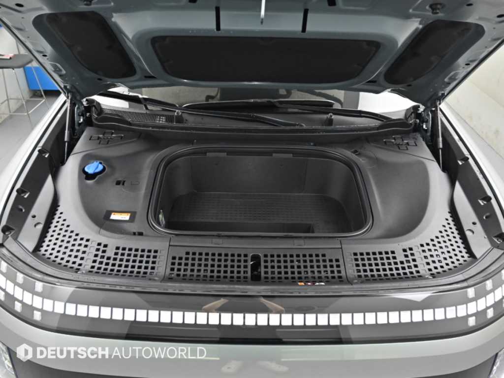 Hyundai Ioniq9 — photo 06