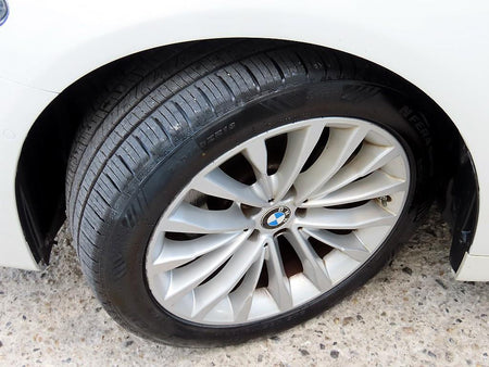BMW 5-Series — photo 20