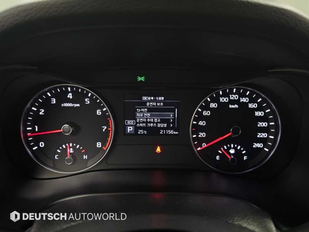 Kia K3 — photo 08