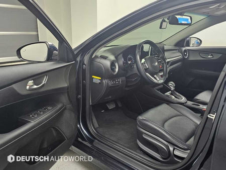 Kia K3 — photo 11